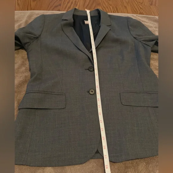 J. Crew Super 120’s Women’s Lightweight Wool Blend Dark Gray Suit Blazer Size 12 - Picture 9 of 9